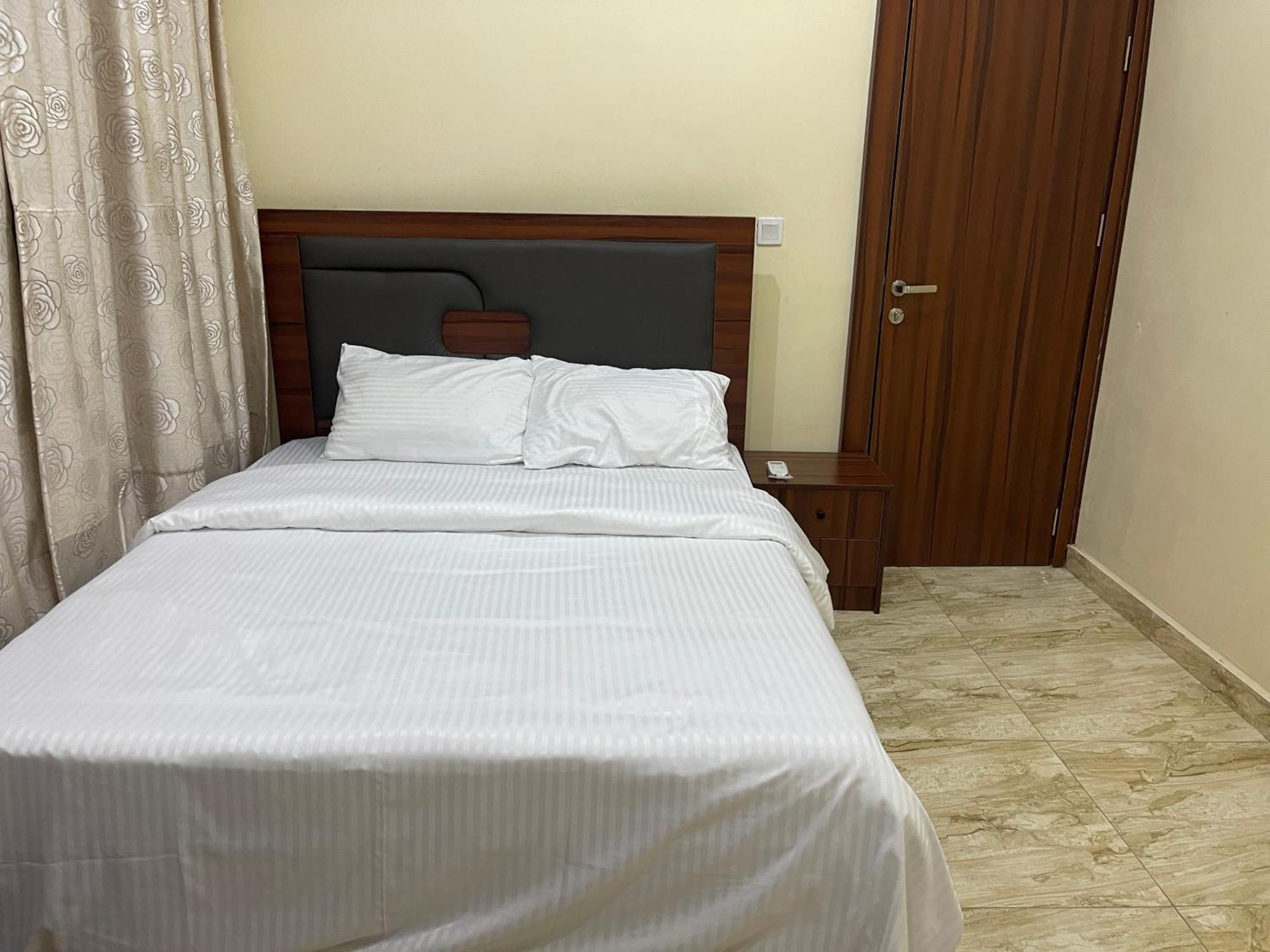 Pilgrim Place Hotel Rubuchi Kültér fotó